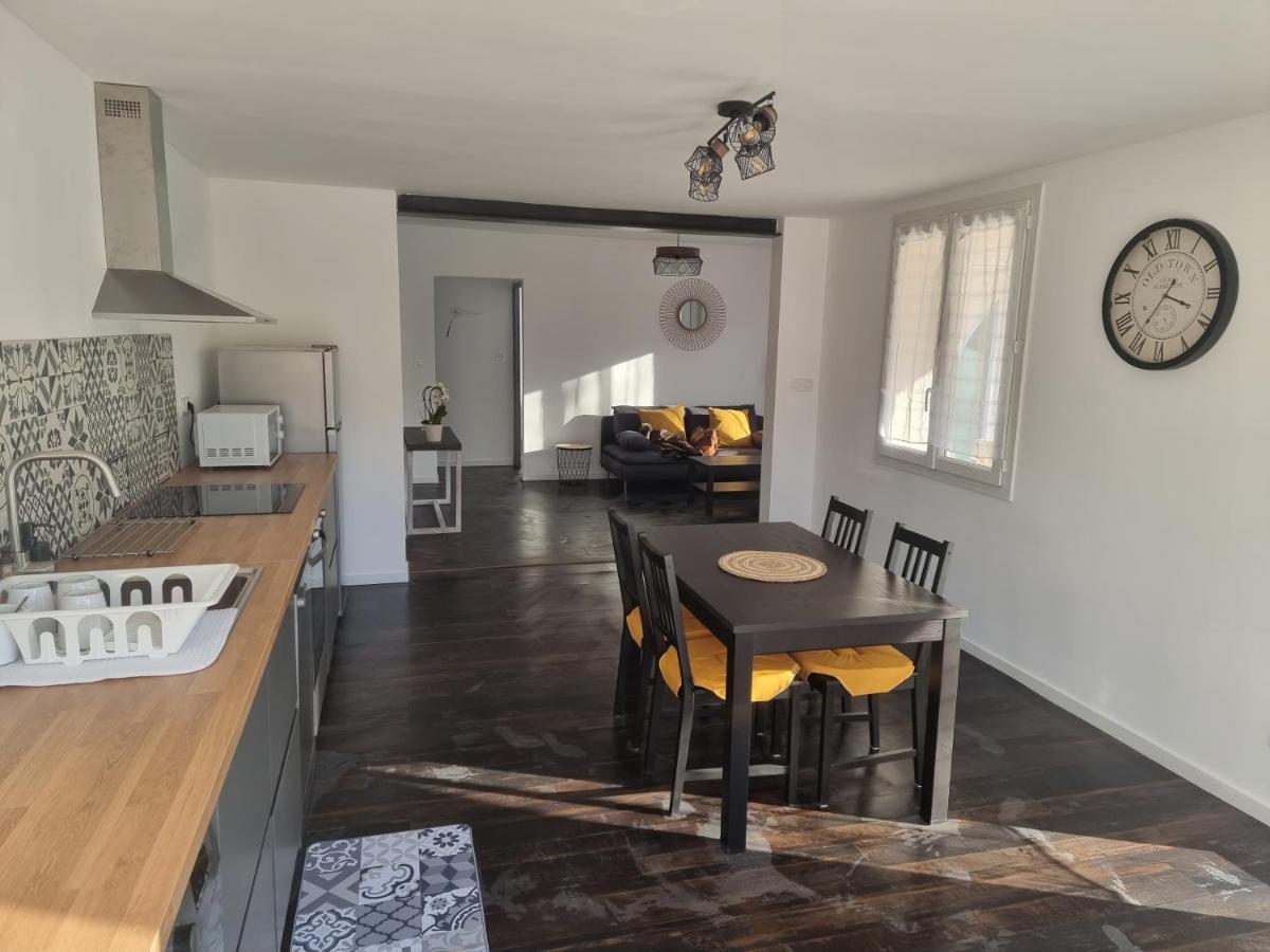 Le Petit Meas Superbe Au Calme. Apartment